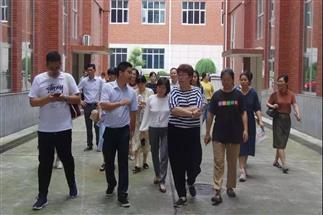 中國人民大學茶道哲學研究所湖南茶文化考察團一行赴集團白沙溪茶廠、益陽茶廠、君山茶業(yè)考察調(diào)研